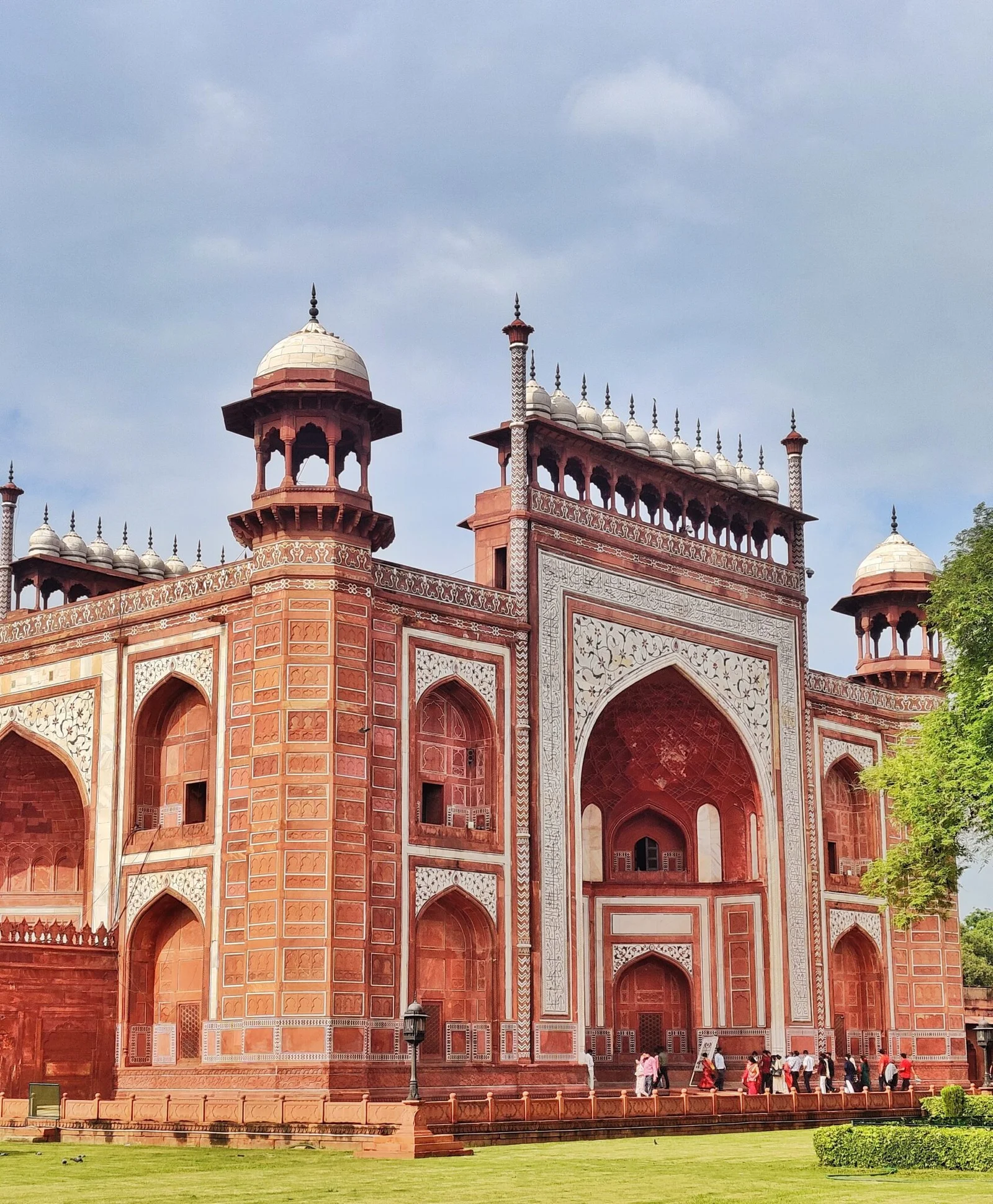 pexels-harivirat-muthyam-9868155-1689x2048